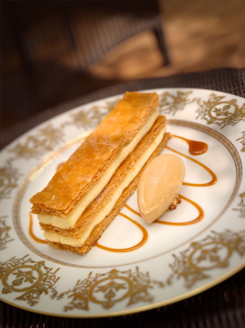 Millefeuille à la vanille, caramel au beurre demi-sel